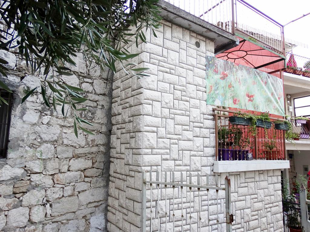 Guesthouse Marileo สปลิท ภายนอก รูปภาพ