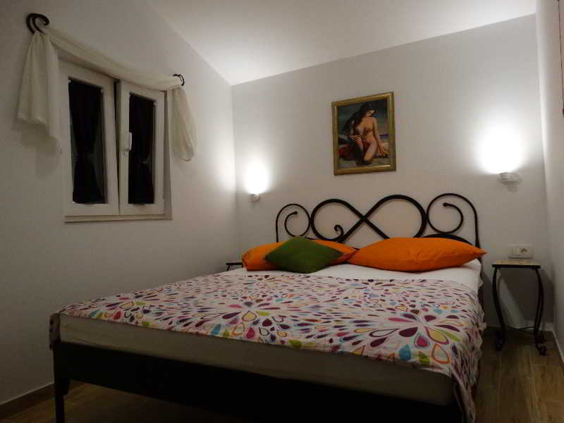 Guesthouse Marileo สปลิท ภายนอก รูปภาพ